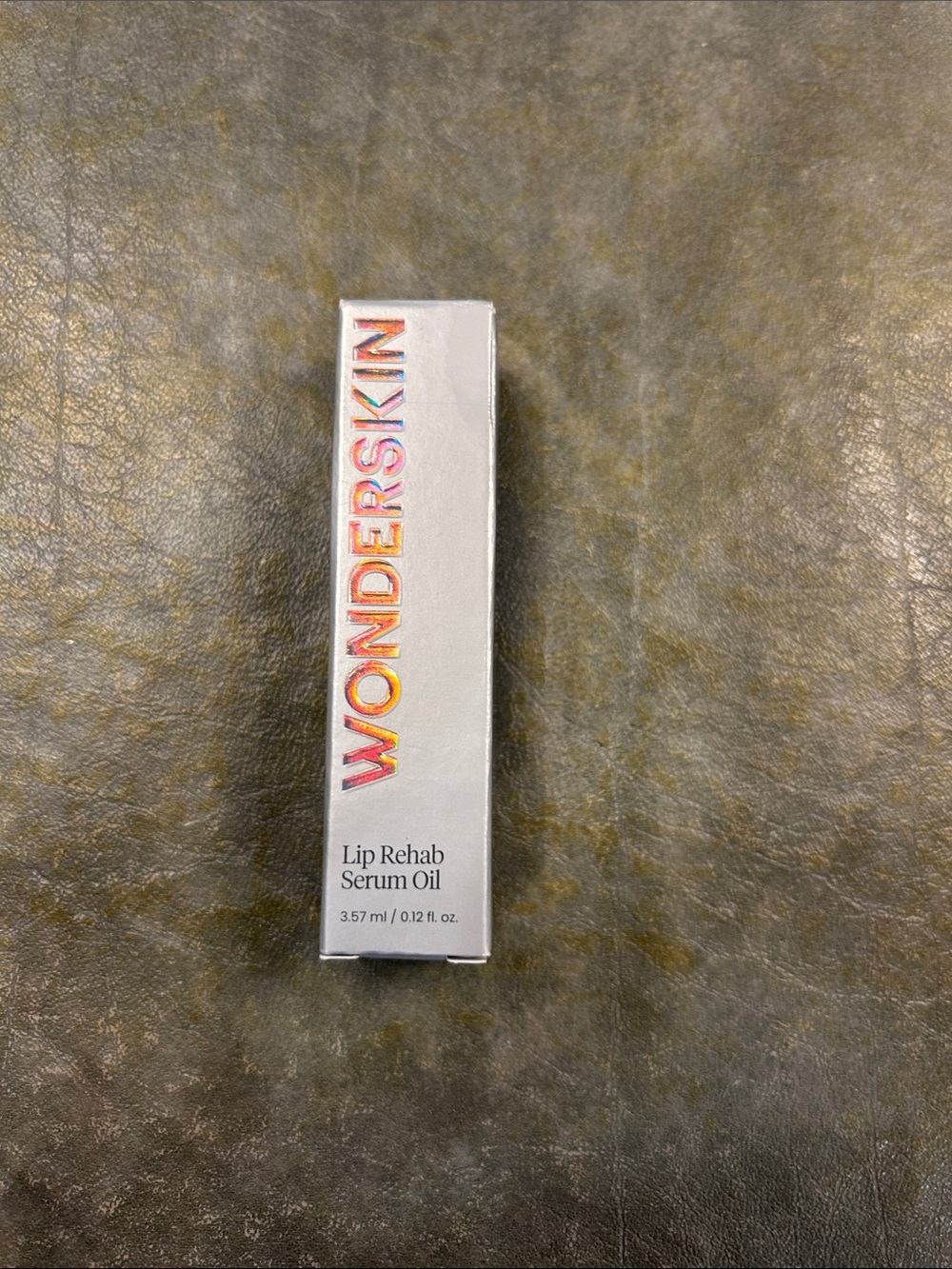 Wonderskin Lip Rehab Serum Oil- Honey